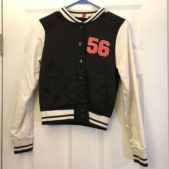 H&M Jackets & Blazers - H&M Embroidered Satin Baseball Jacket H&M Jackets & Blazers - H&M Embroidered Satin Baseball Jacket